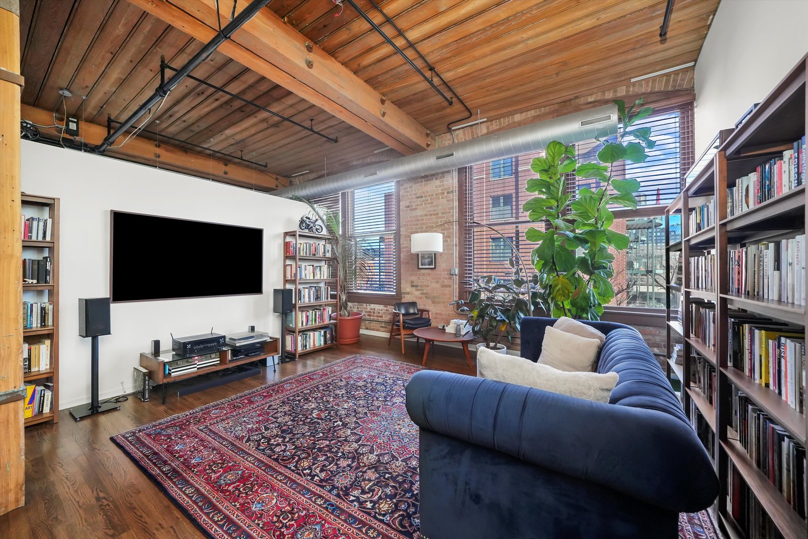 1327 W Washington Boulevard Unit: 3G