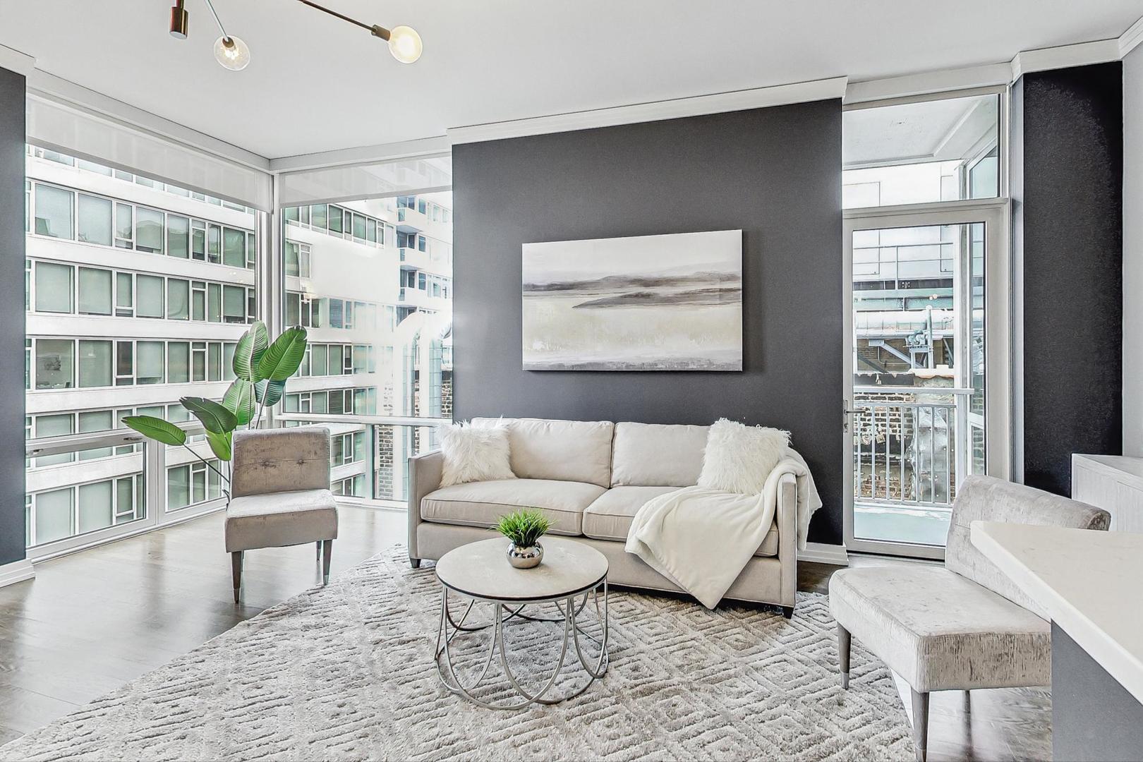 170 W Polk Street Unit: 1101
