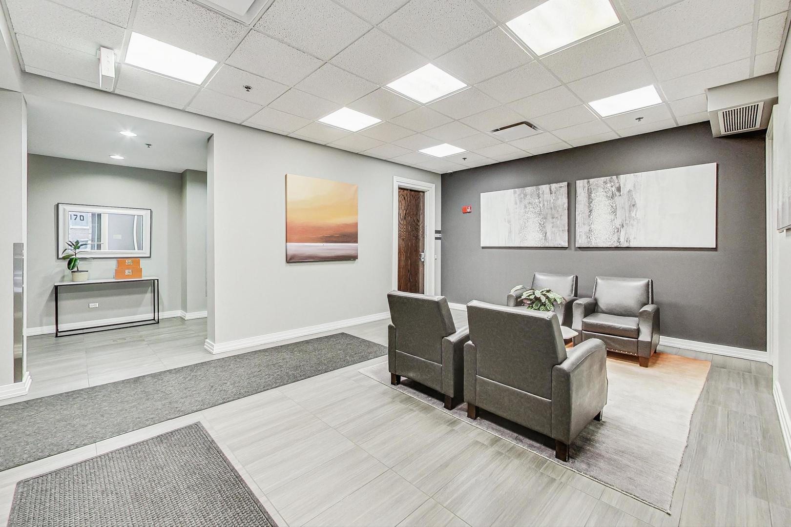 170 W Polk Street Unit: 1101