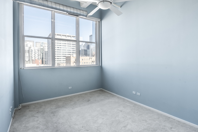 500 S Clinton Street Unit: 840