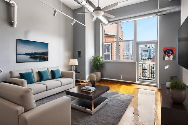 500 S Clinton Street Unit: 840