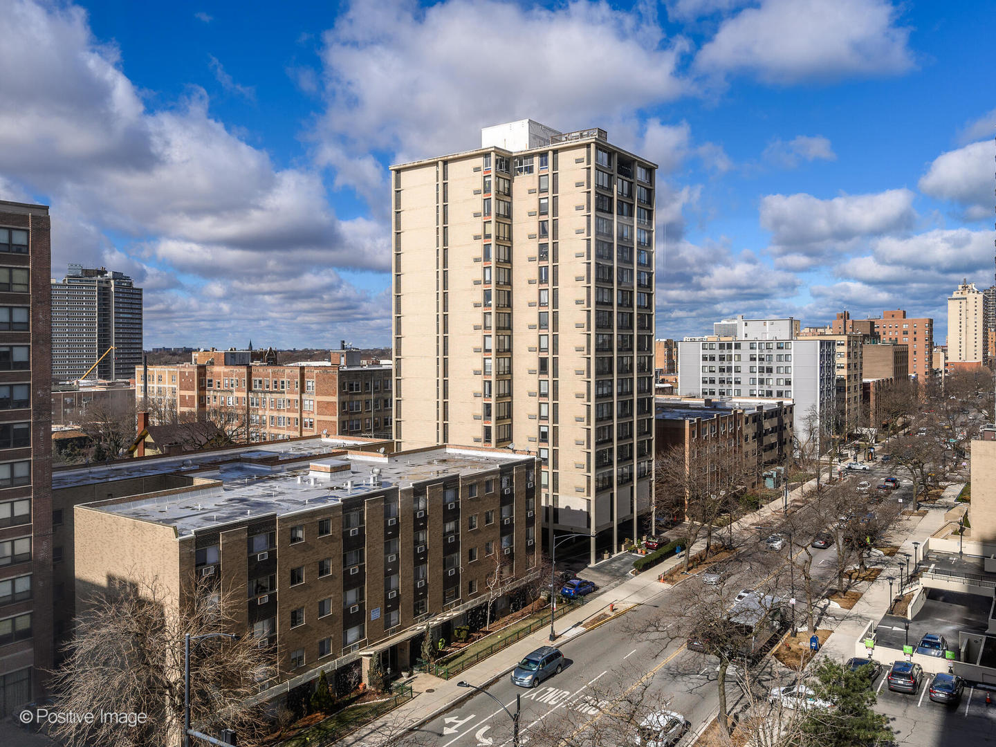 5701 N Sheridan Road Unit: 9L