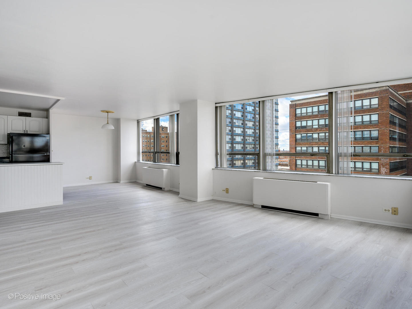 5701 N Sheridan Road Unit: 9L