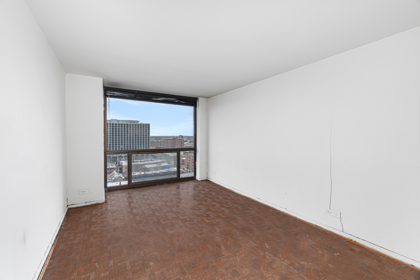 4343 N Clarendon Avenue Unit: 1505