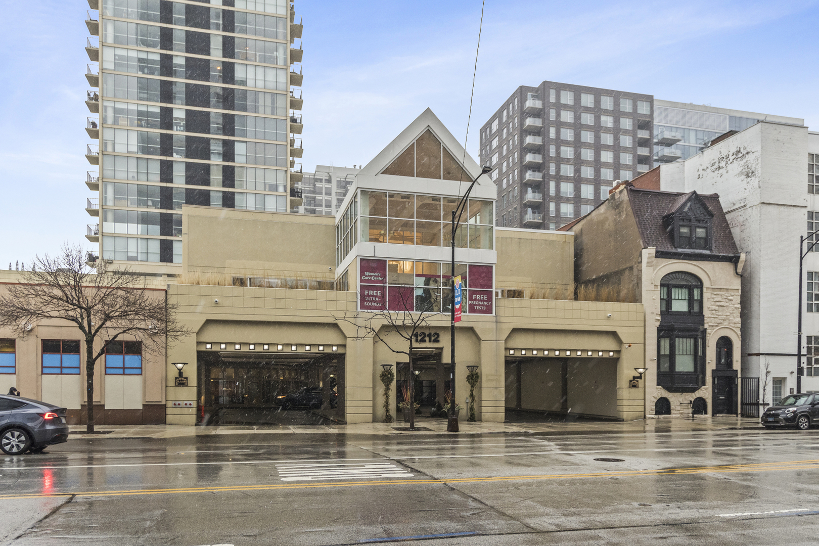 1212 N La Salle Drive Unit: 1501