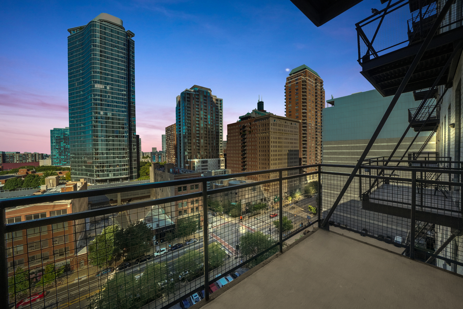910 S MICHIGAN Avenue Unit: 914