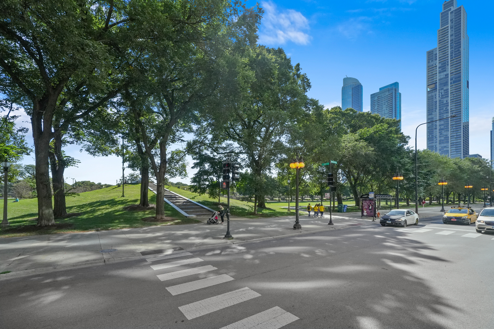 910 S MICHIGAN Avenue Unit: 914