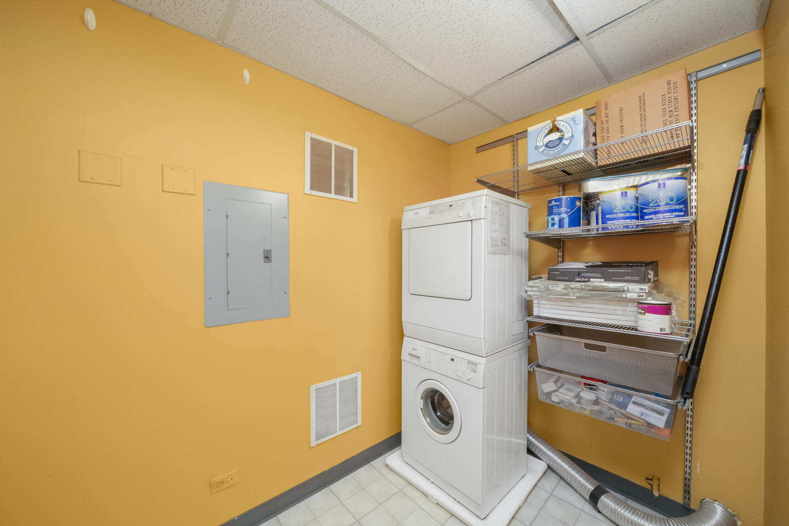 910 S MICHIGAN Avenue Unit: 914
