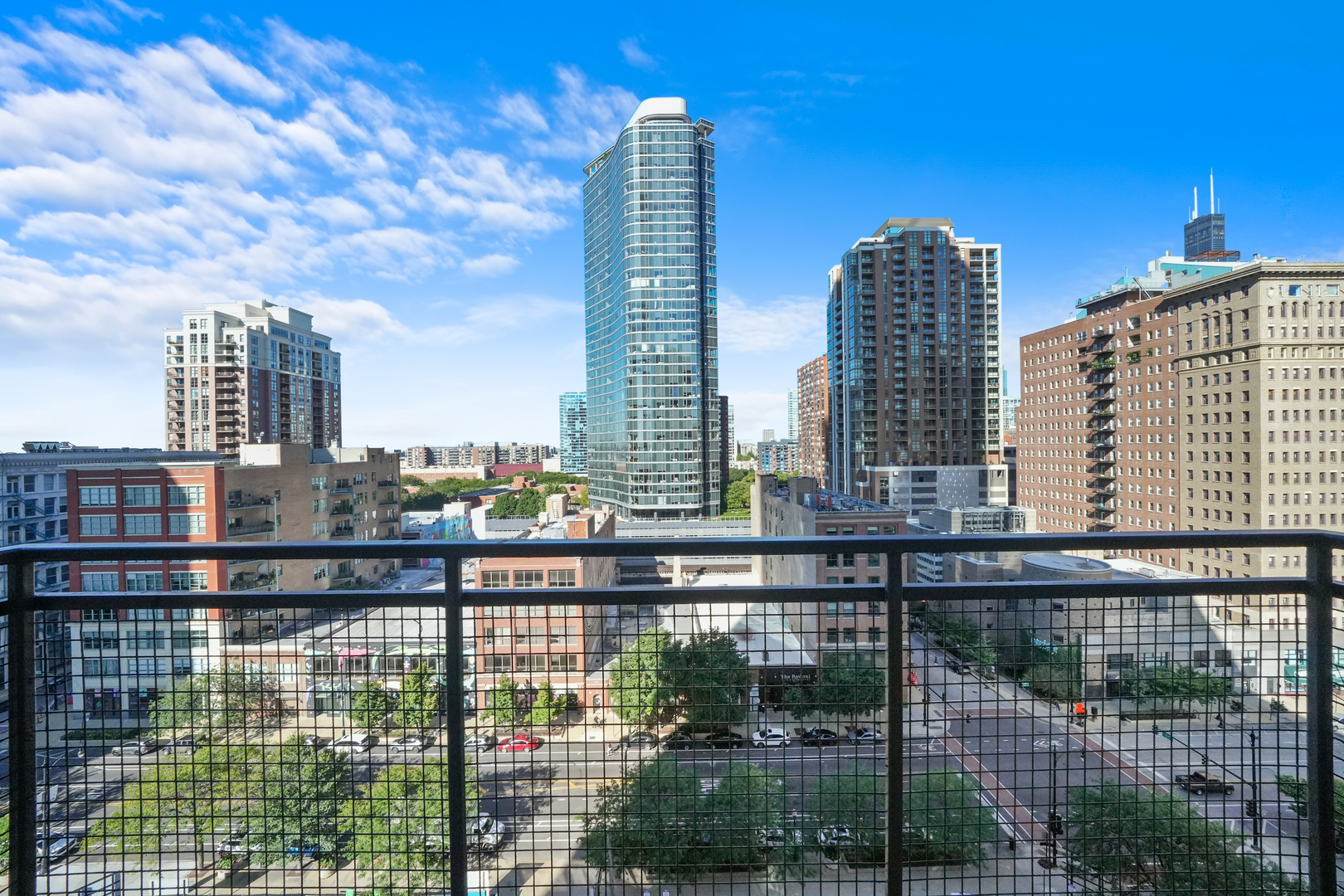 910 S MICHIGAN Avenue Unit: 914