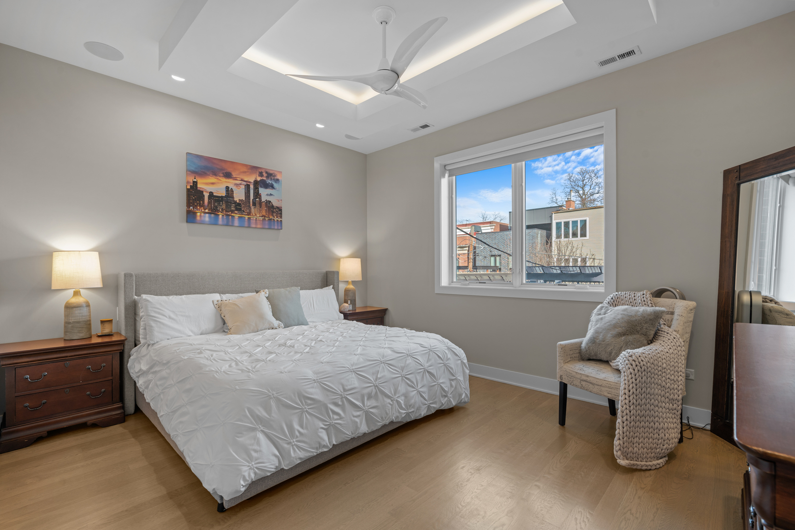 2649 N Mildred Avenue Unit: 2N