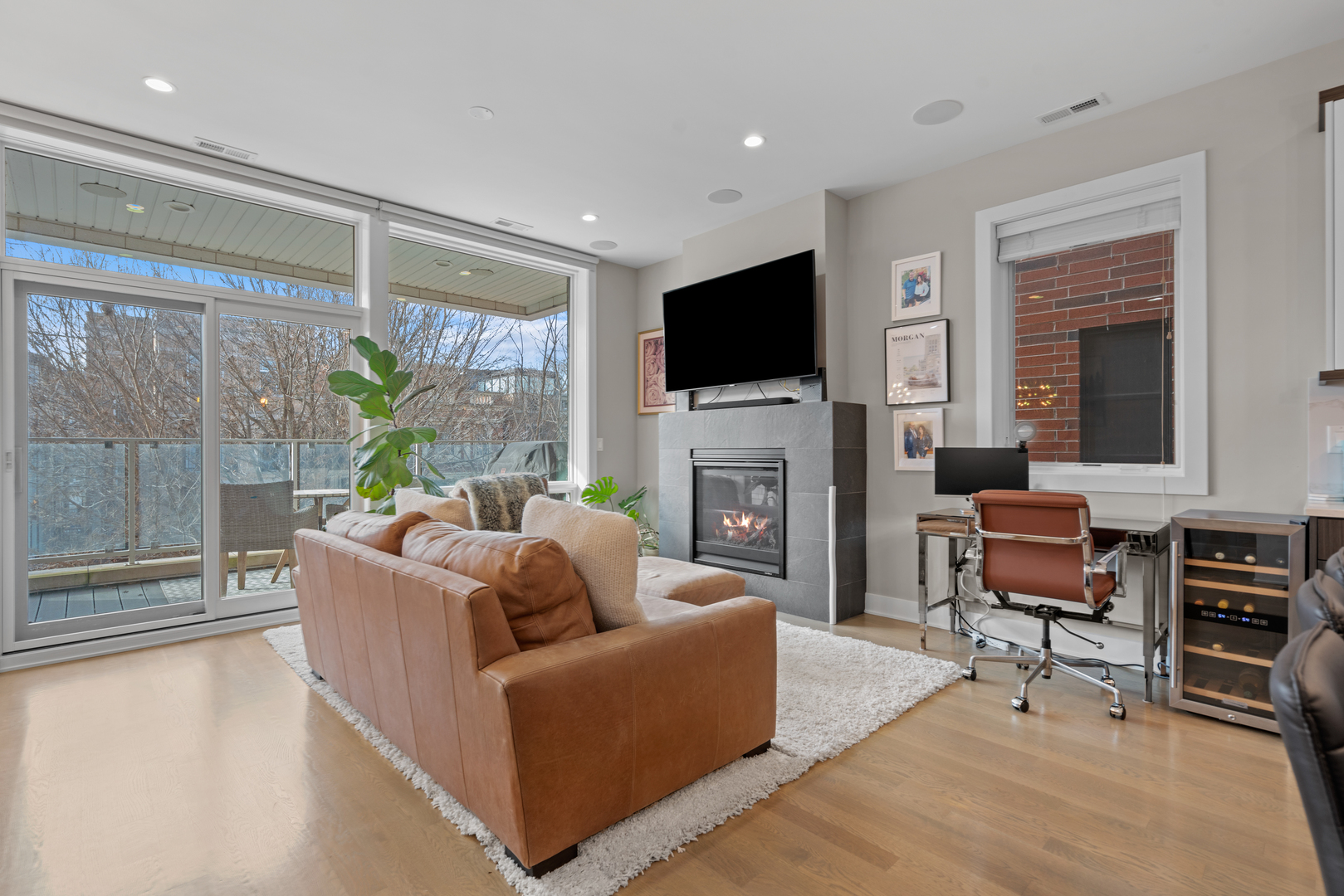 2649 N Mildred Avenue Unit: 2N