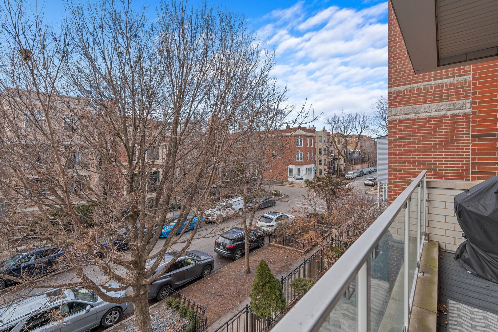 2649 N Mildred Avenue Unit: 2N