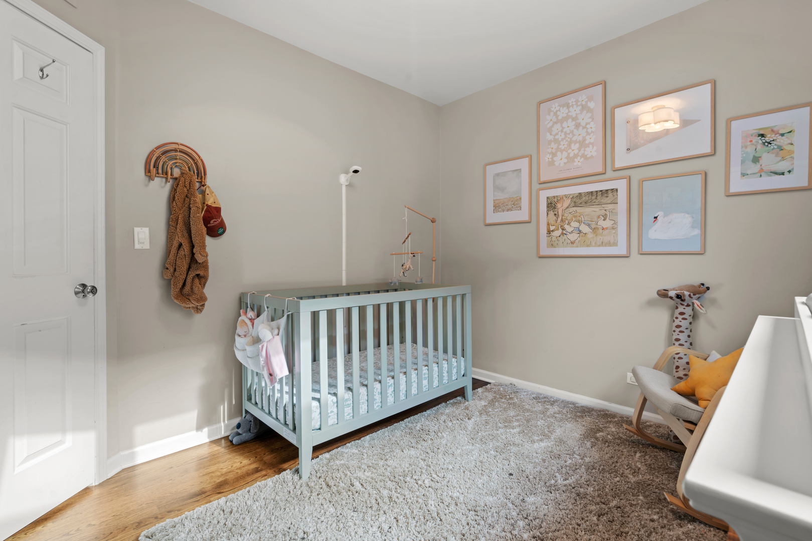 3041 N RACINE Avenue Unit: 3