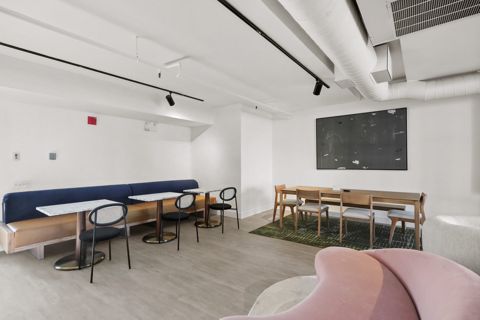 728 W Jackson Boulevard Unit: 324