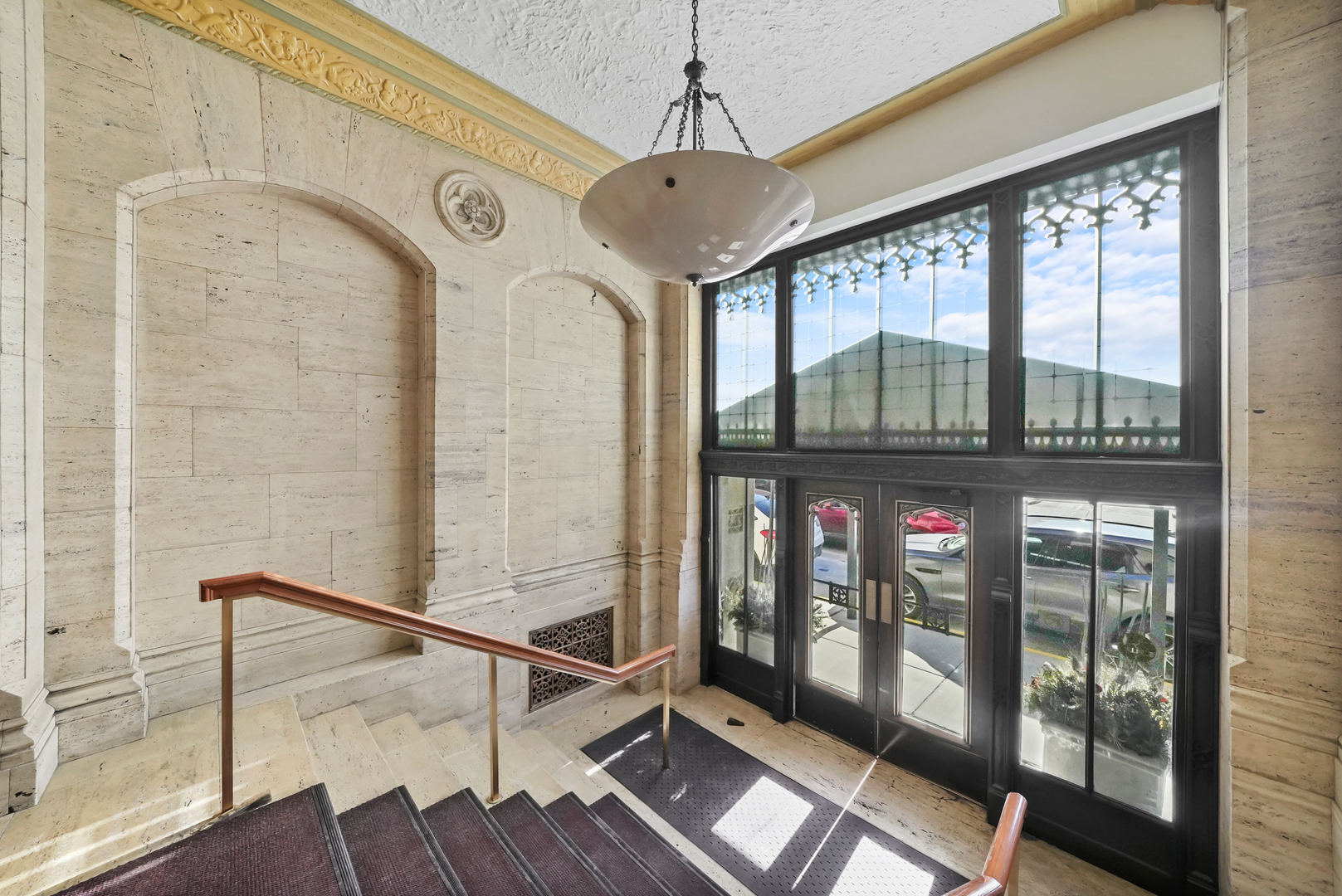 728 W Jackson Boulevard Unit: 324