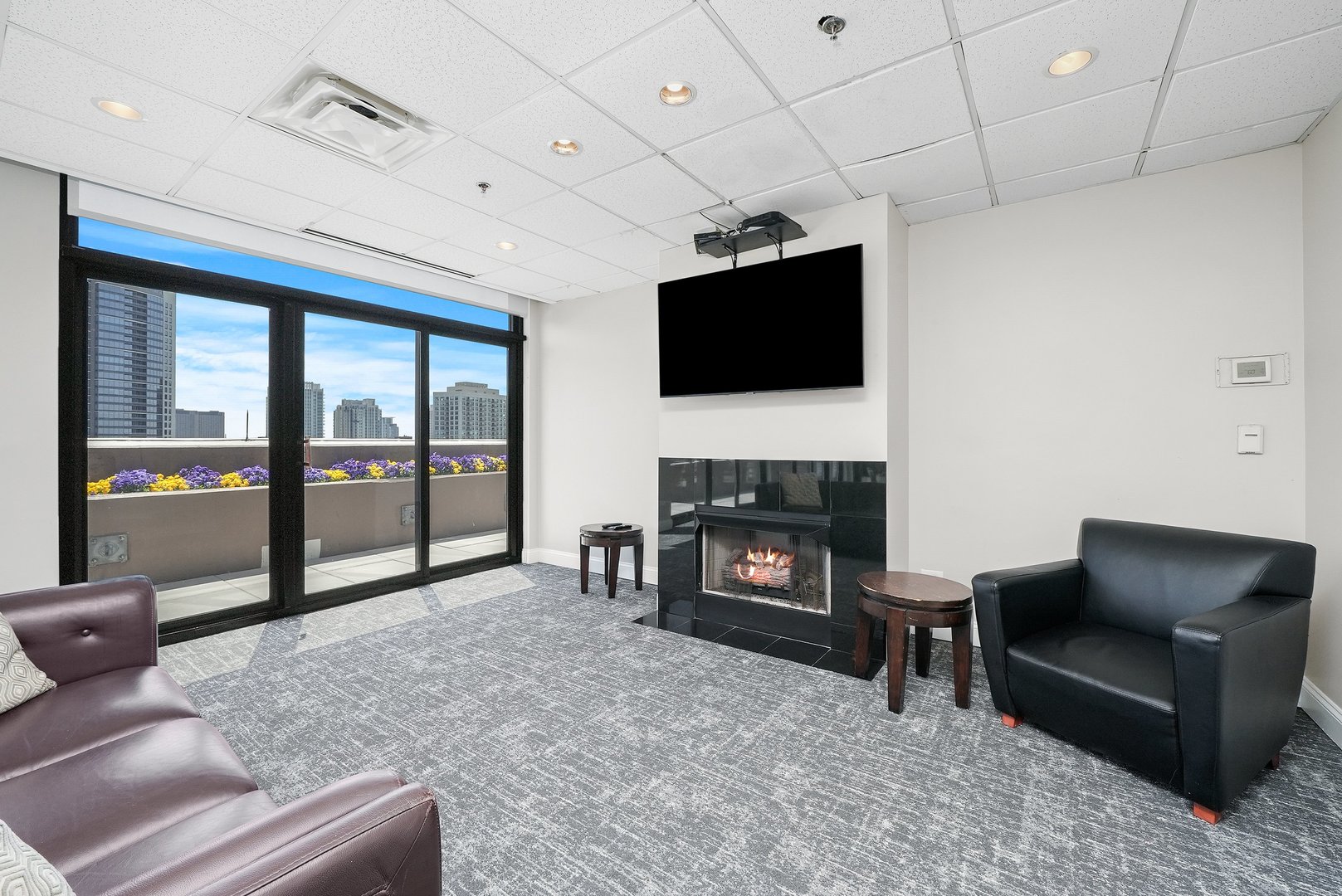 435 W Erie Street Unit: 1001