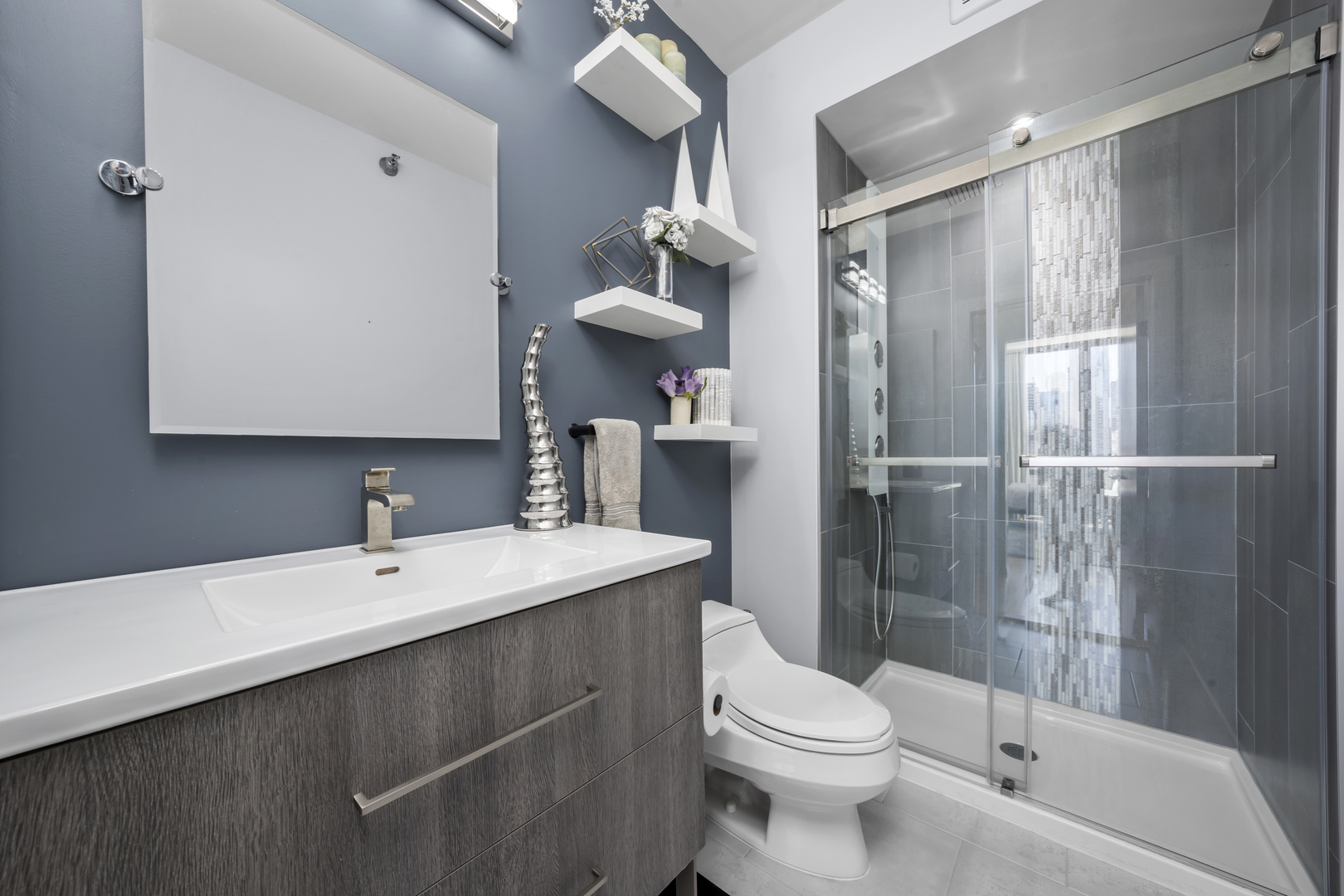 435 W Erie Street Unit: 1001