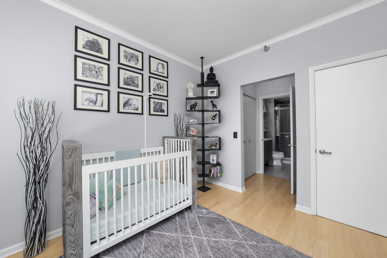 435 W Erie Street Unit: 1001