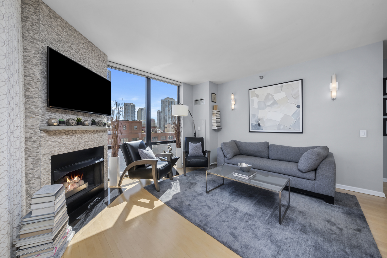 435 W Erie Street Unit: 1001