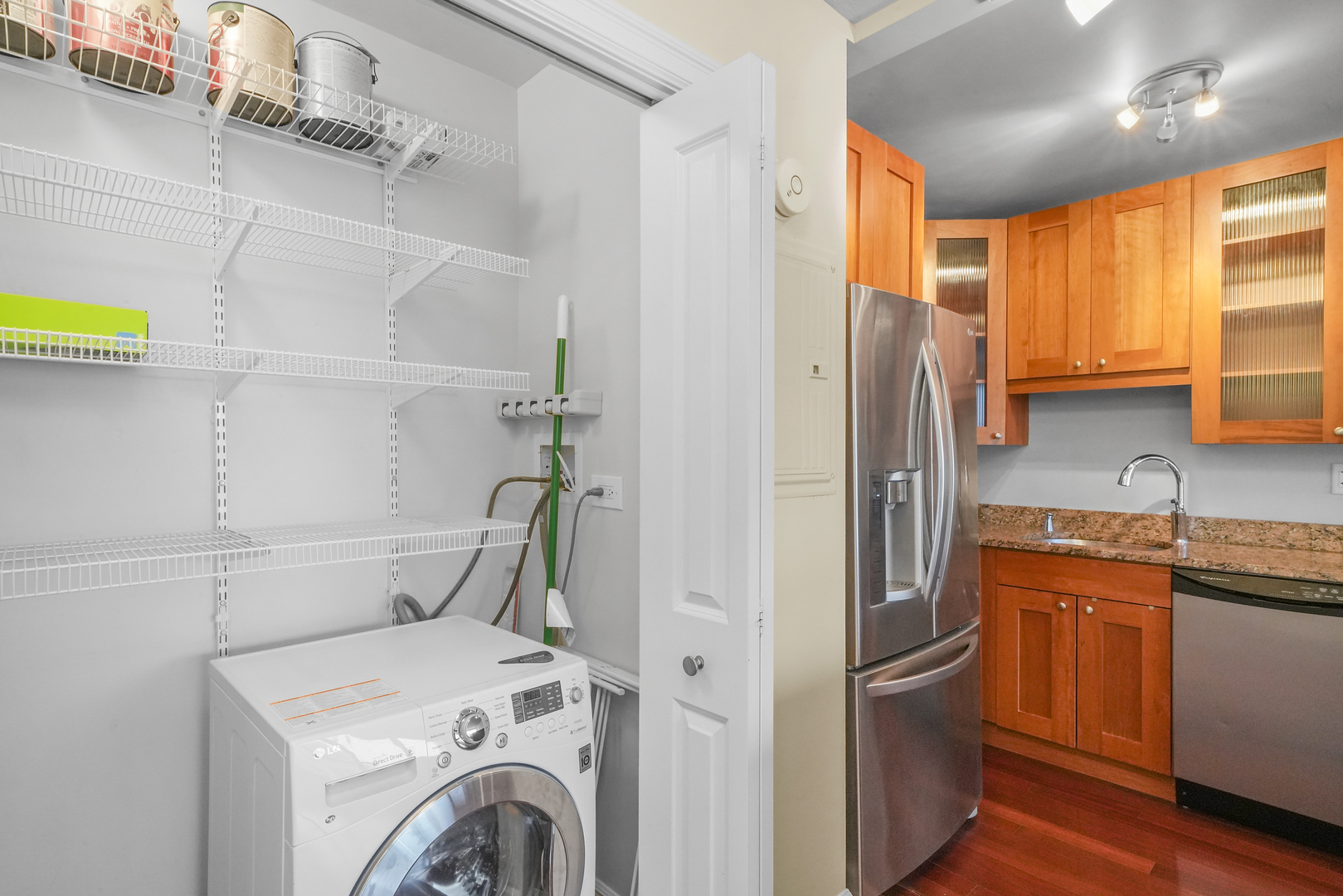 2930 N Sheridan Road Unit: 1411