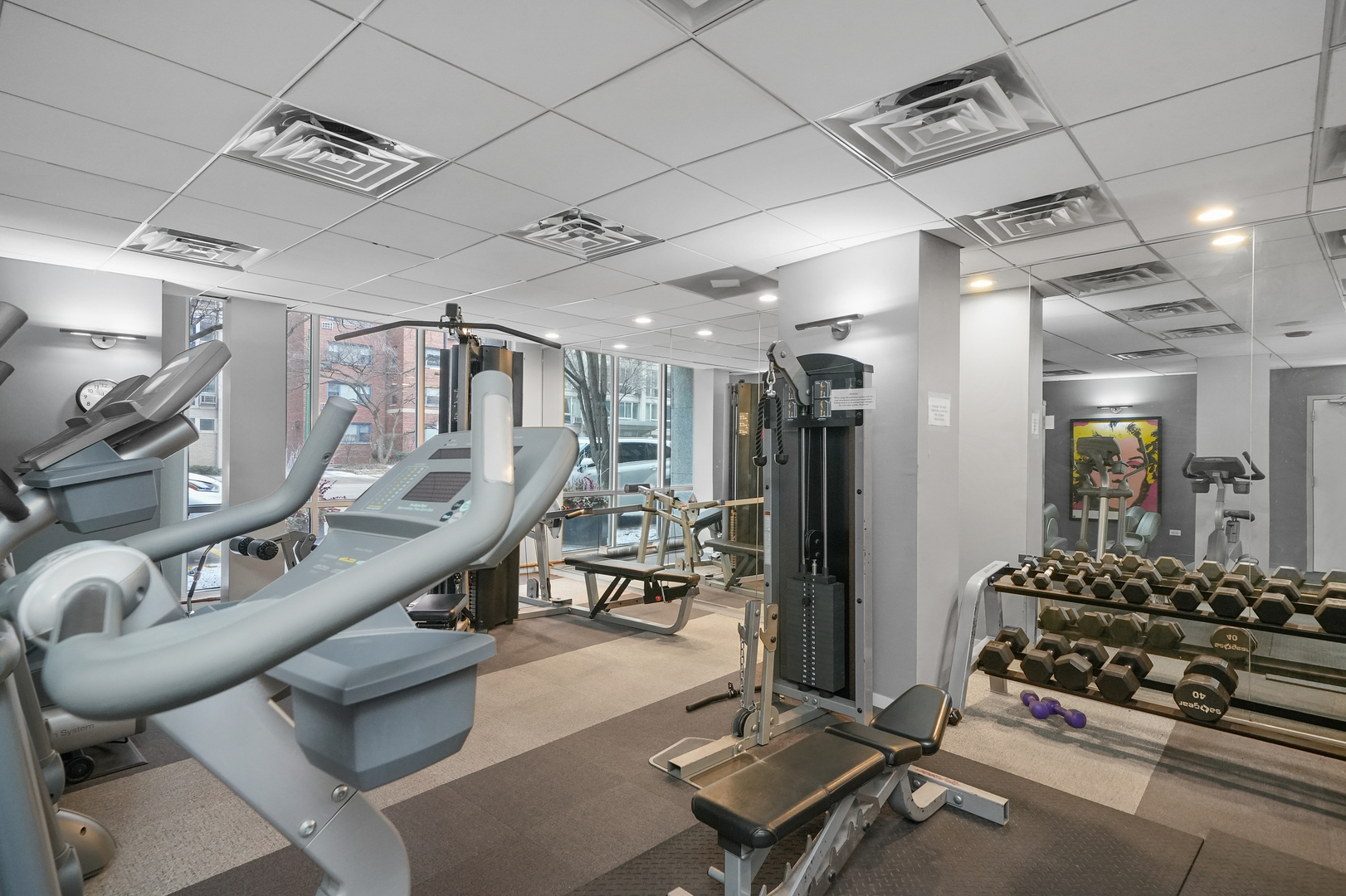2930 N Sheridan Road Unit: 1411