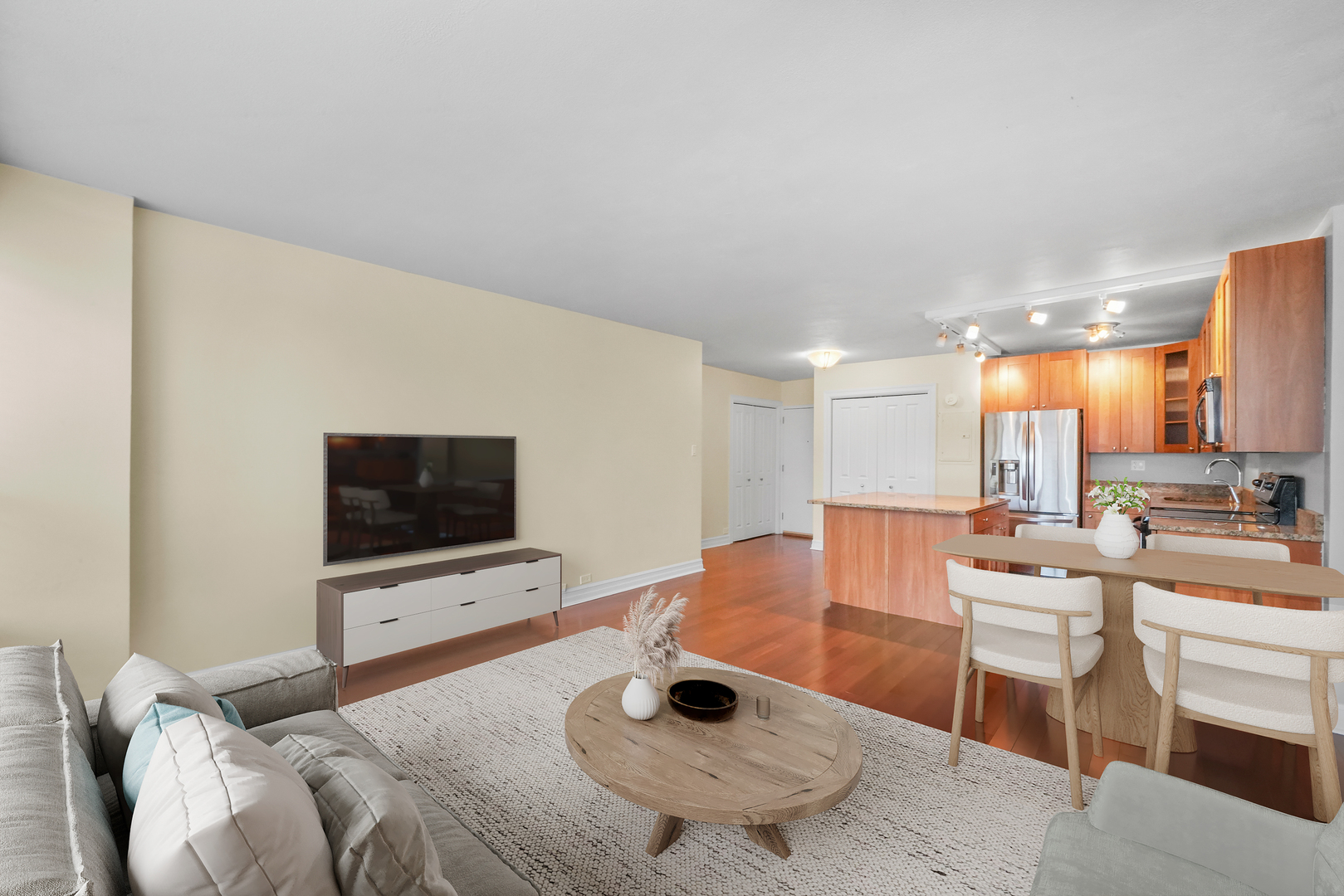 2930 N Sheridan Road Unit: 1411