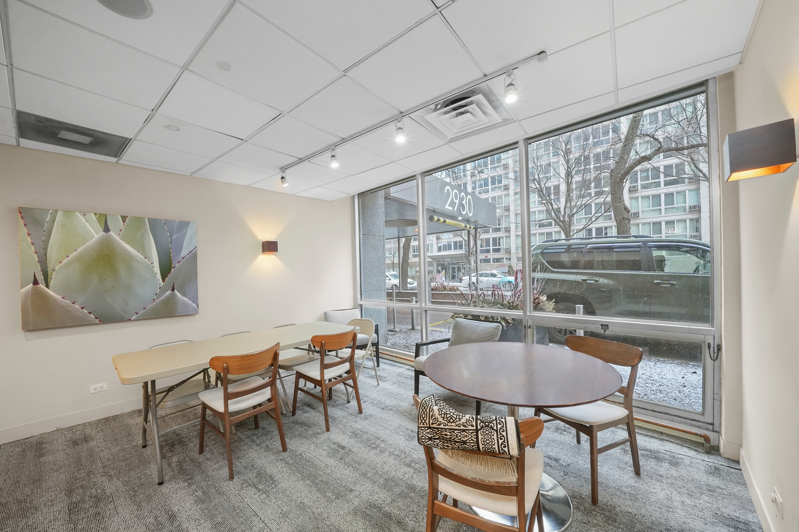 2930 N Sheridan Road Unit: 1411