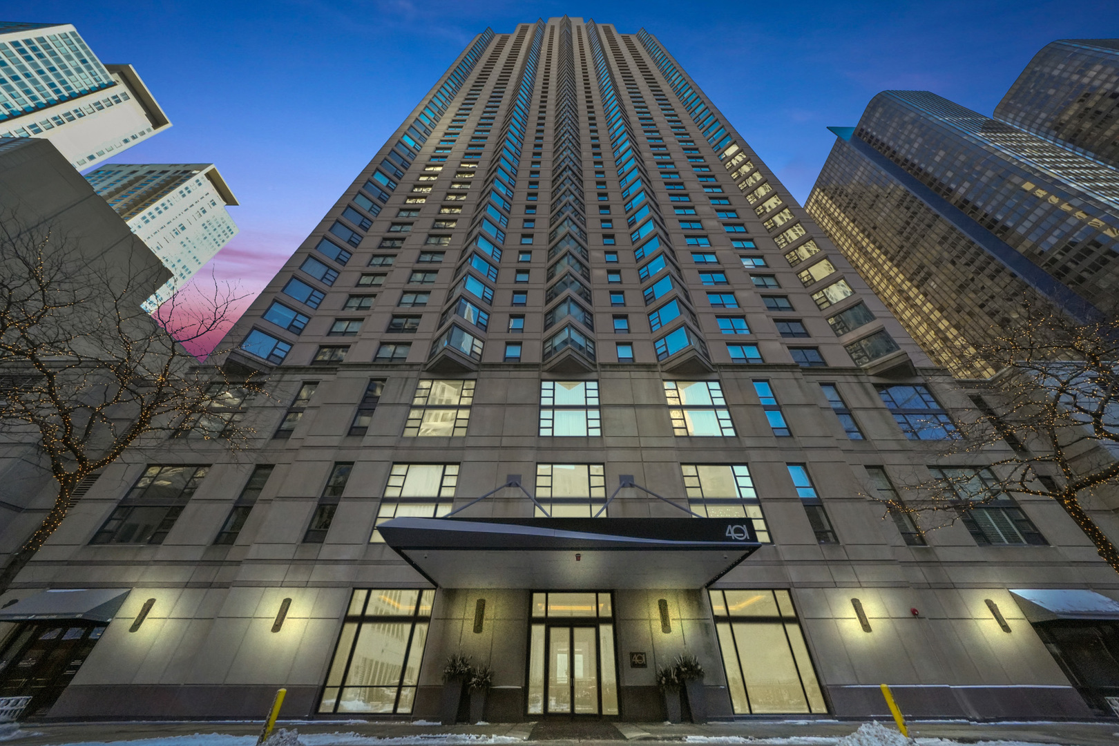 401 E Ontario Street Unit: 2306