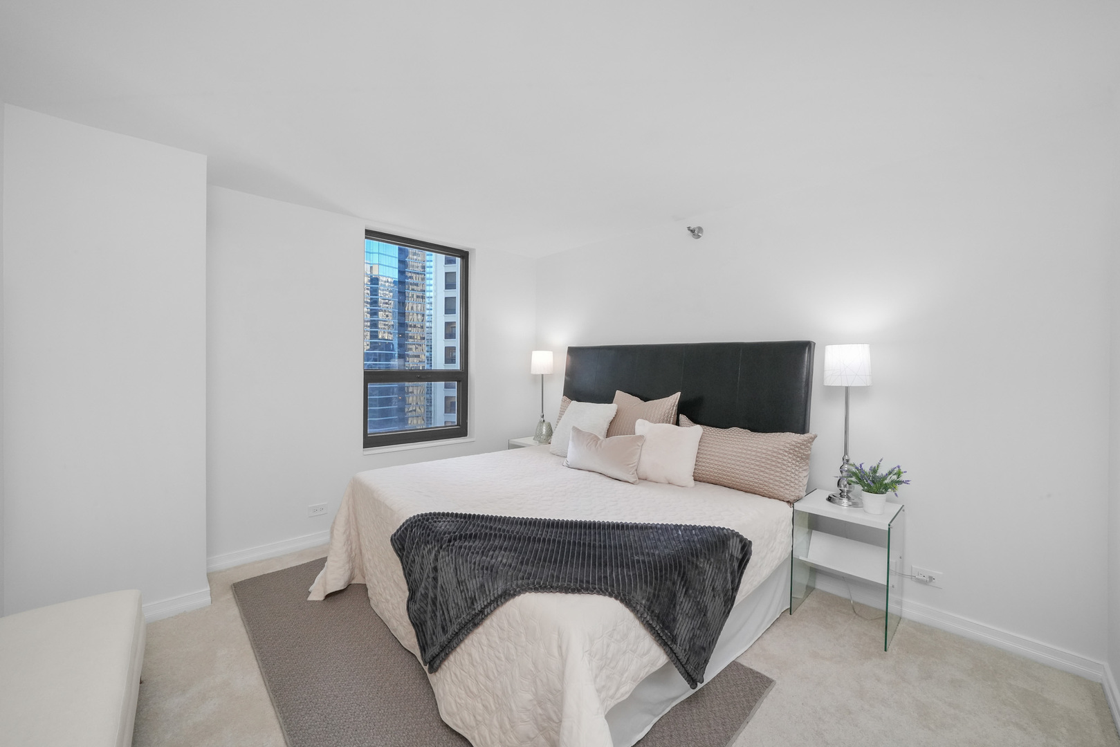 401 E Ontario Street Unit: 2306