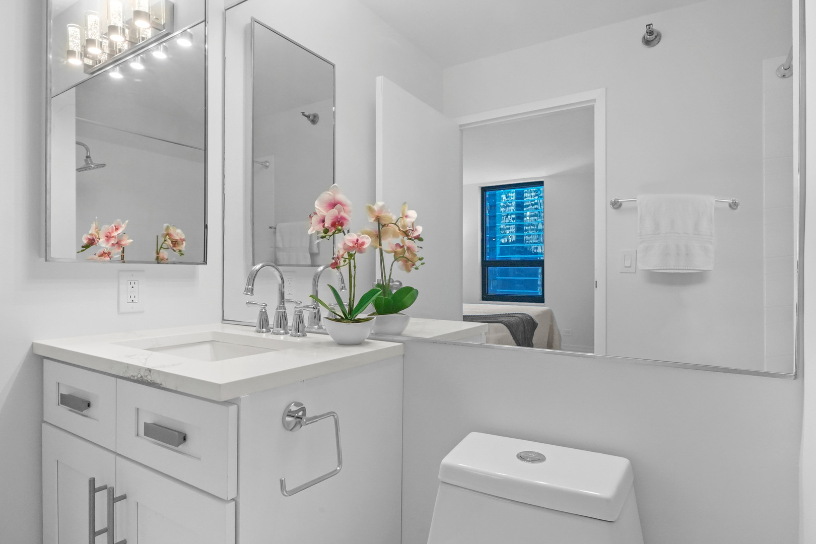 401 E Ontario Street Unit: 2306