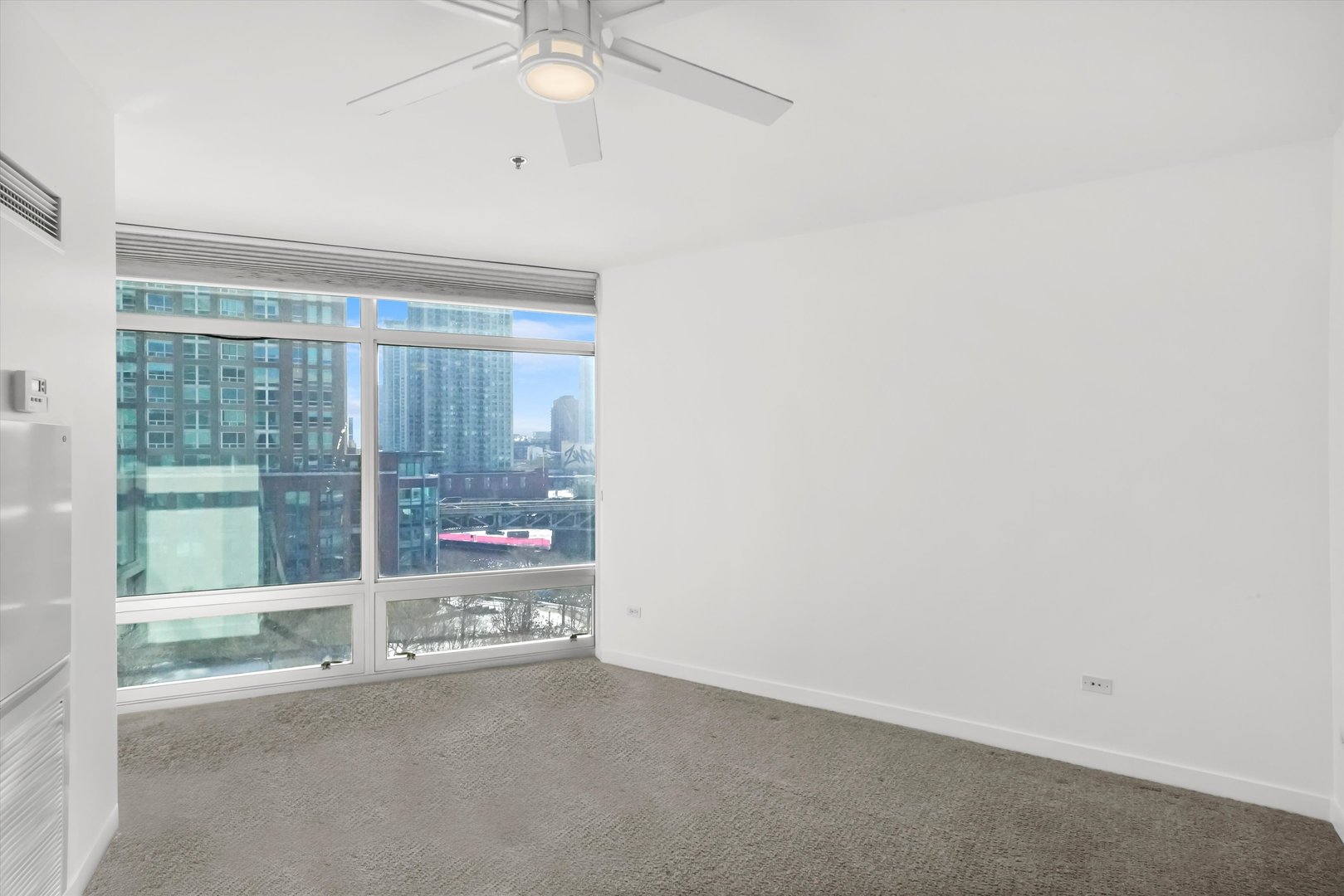 510 W ERIE Street Unit: 601