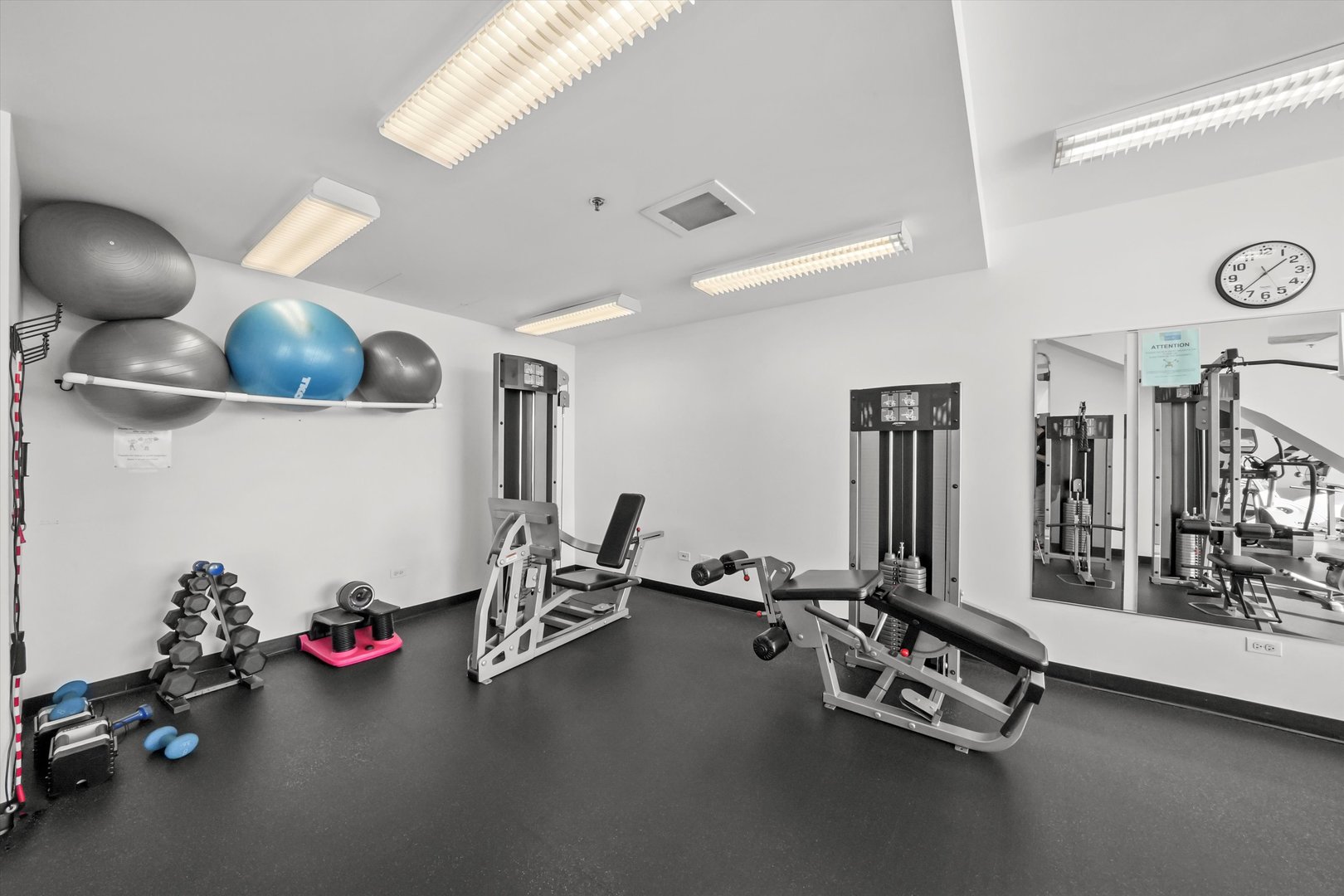 510 W ERIE Street Unit: 601