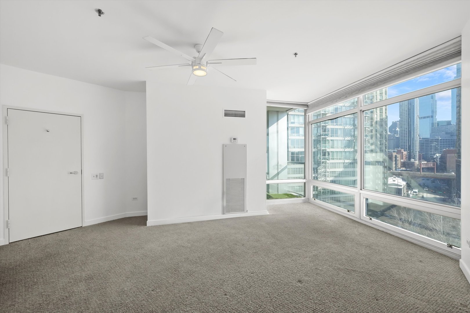 510 W ERIE Street Unit: 601