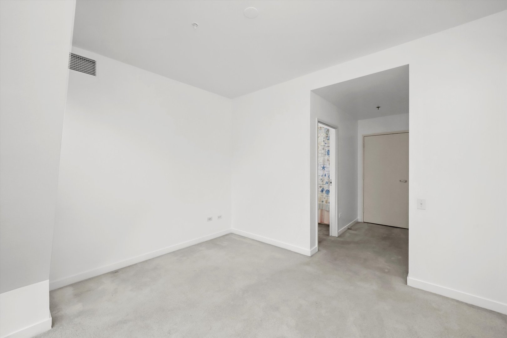 510 W ERIE Street Unit: 601