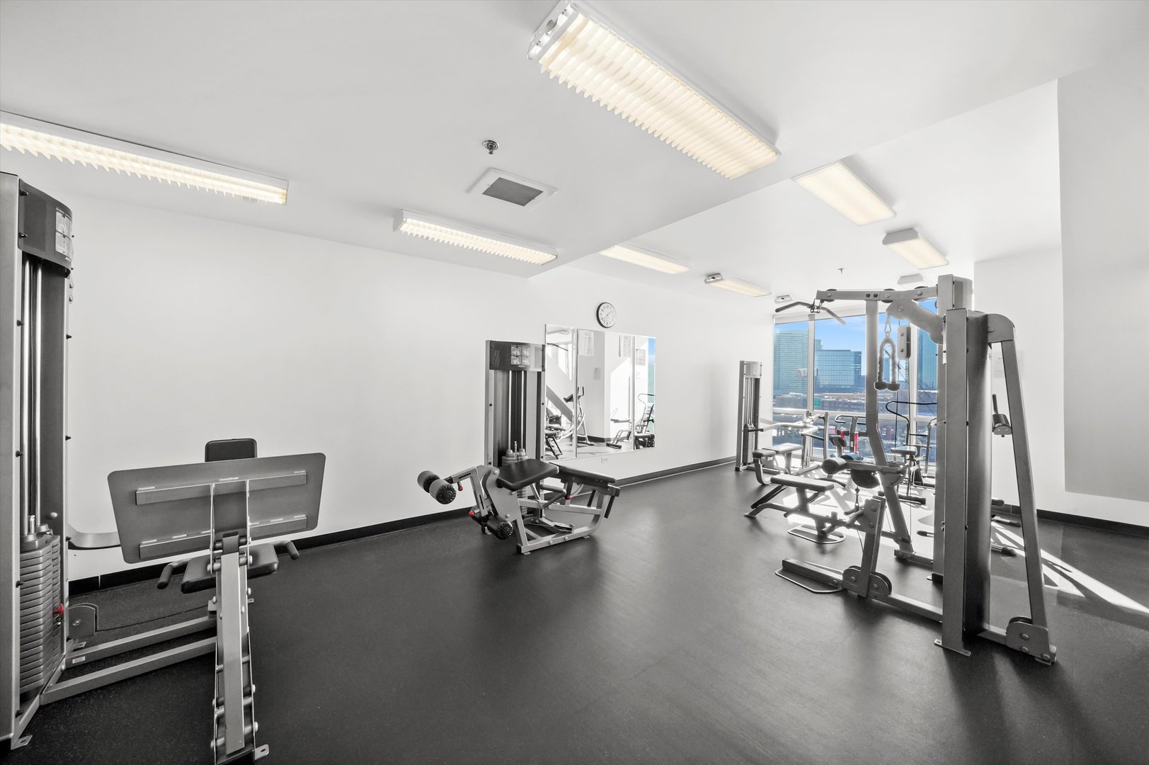 510 W ERIE Street Unit: 601