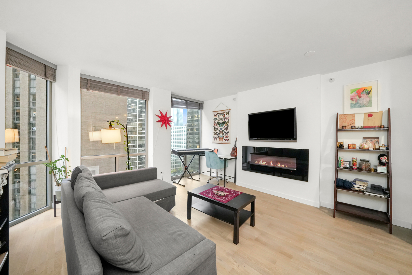 222 N Columbus Drive Unit: 1806