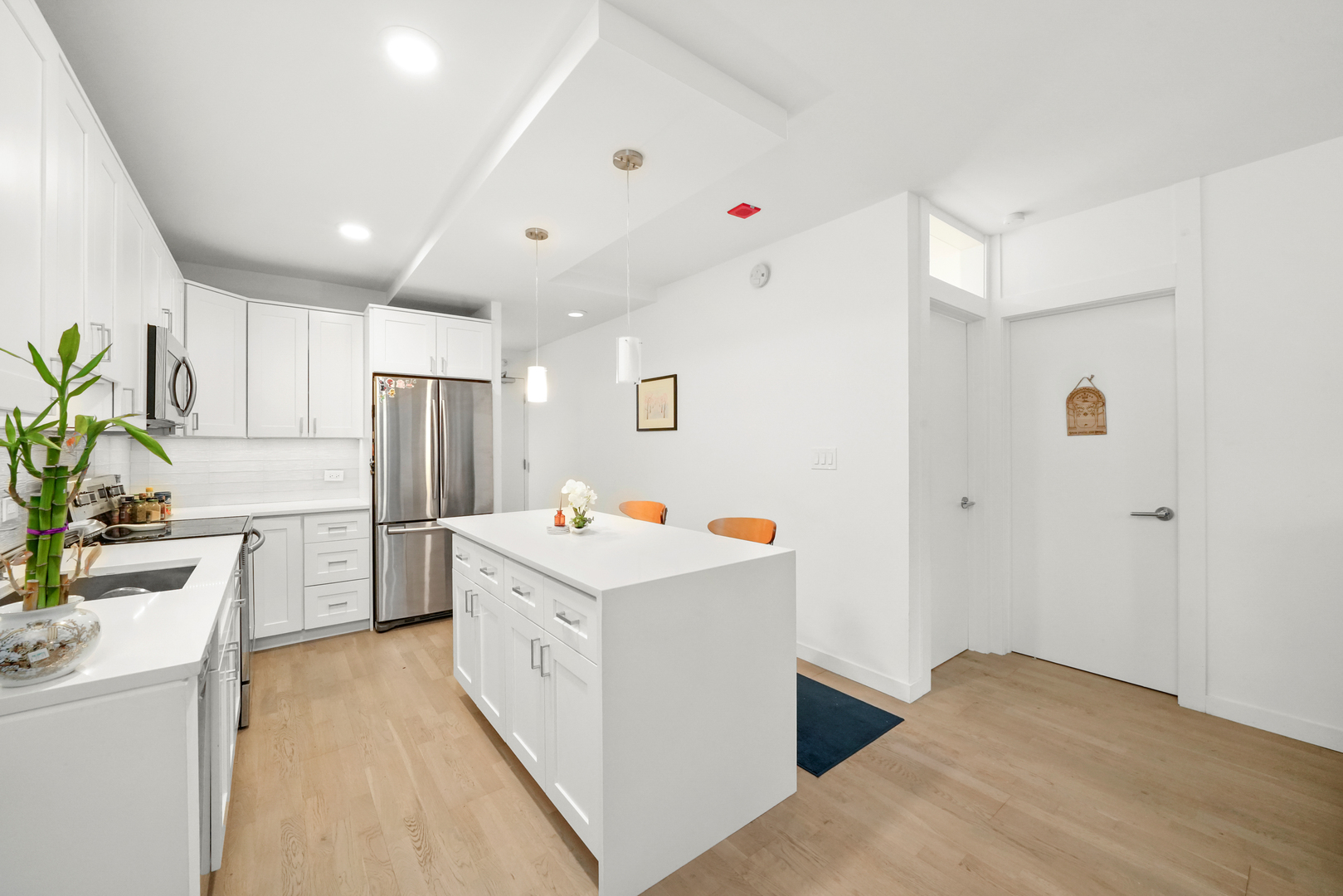 222 N Columbus Drive Unit: 1806