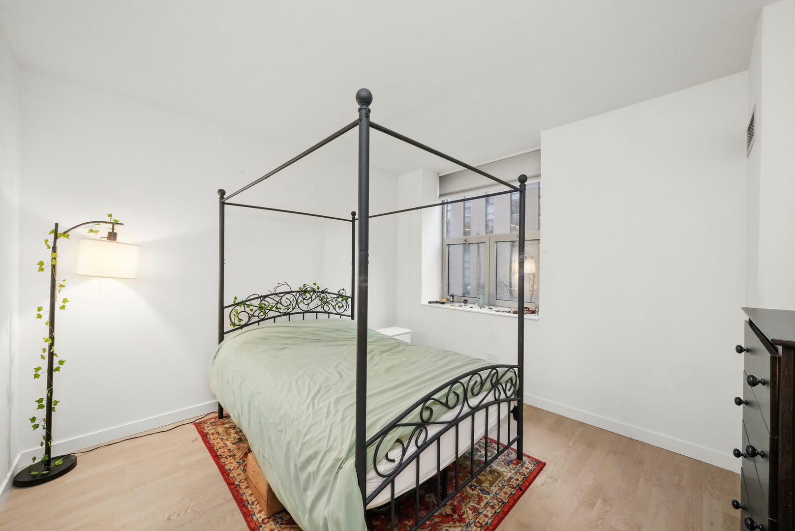 222 N Columbus Drive Unit: 1806