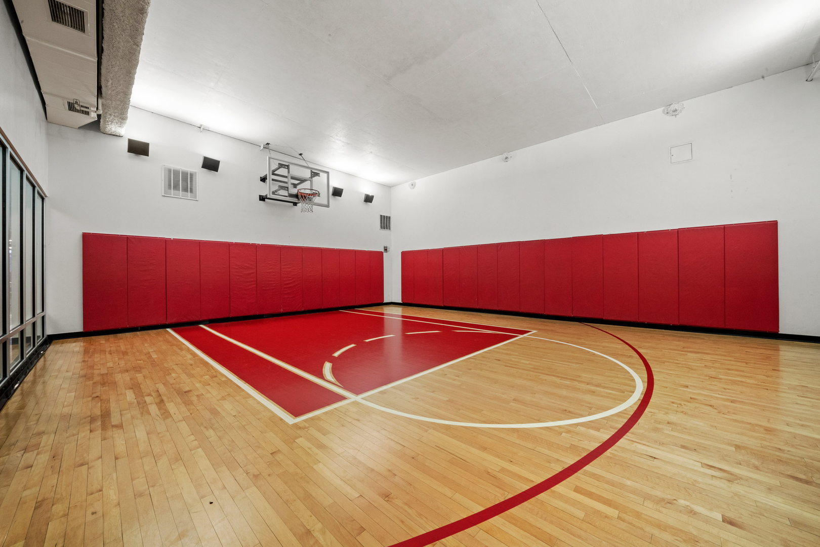 222 N Columbus Drive Unit: 1806