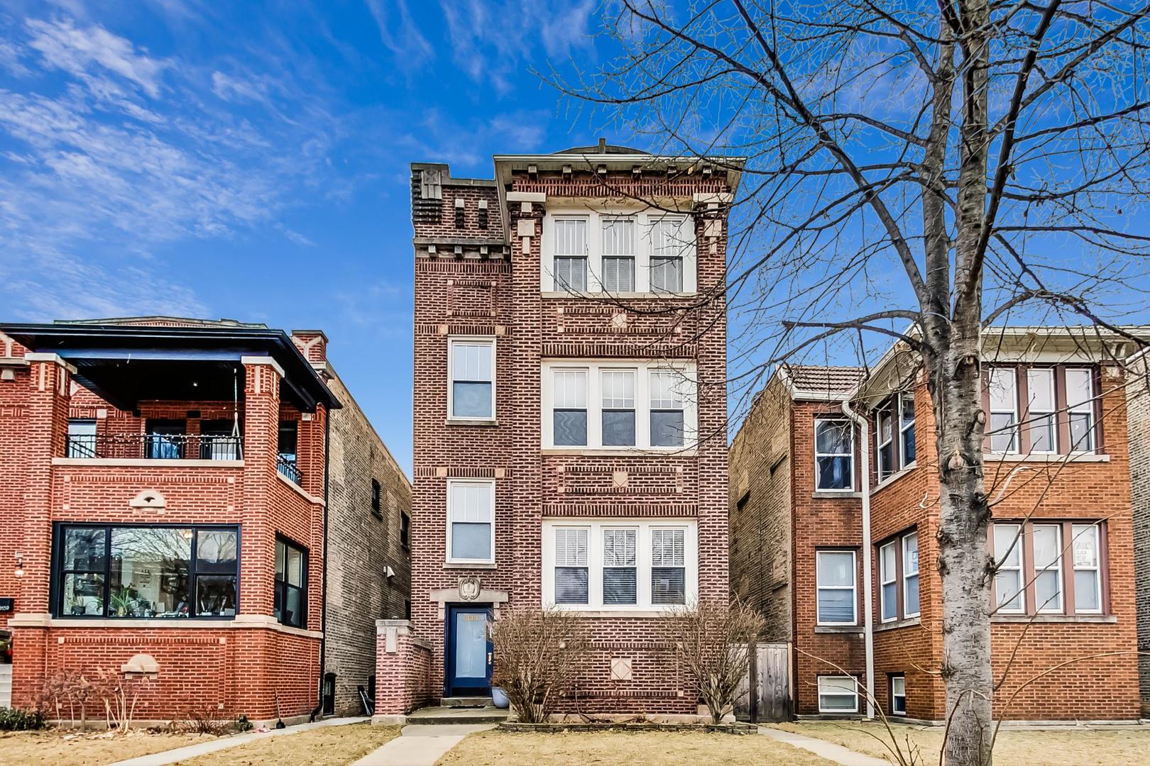 2661 W Leland Avenue Unit: 3