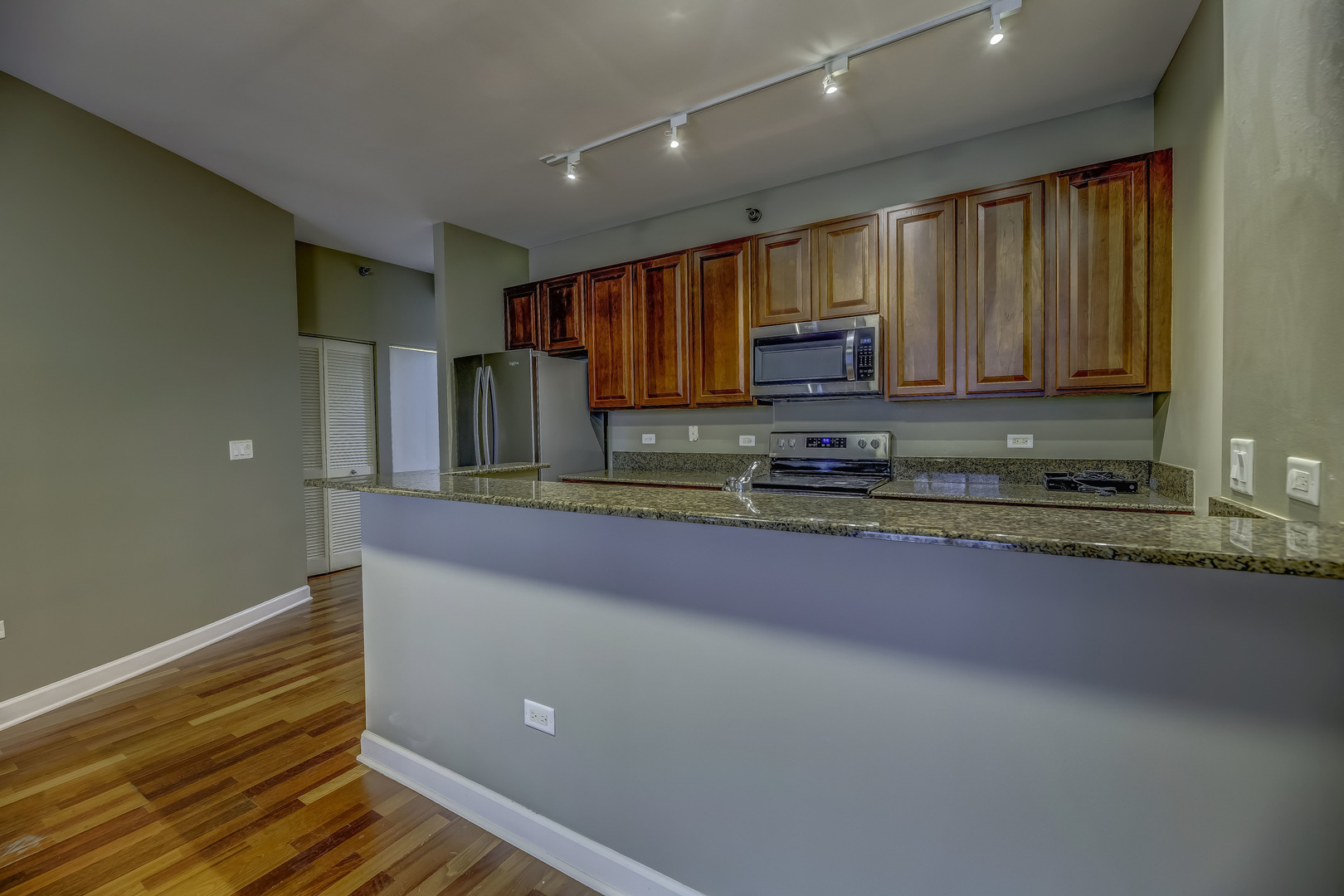 1322 S Prairie Avenue Unit: 1307
