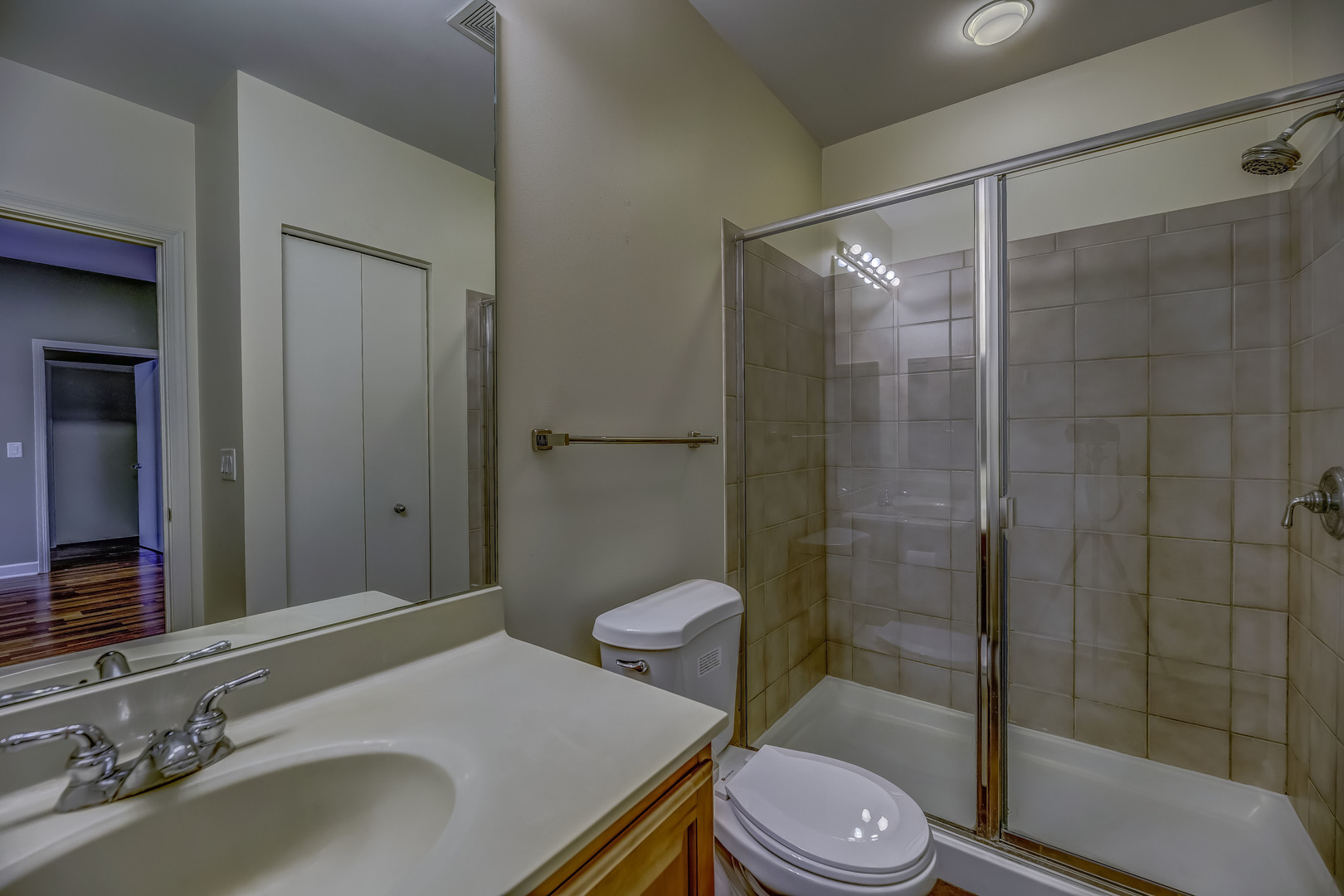 1322 S Prairie Avenue Unit: 1307