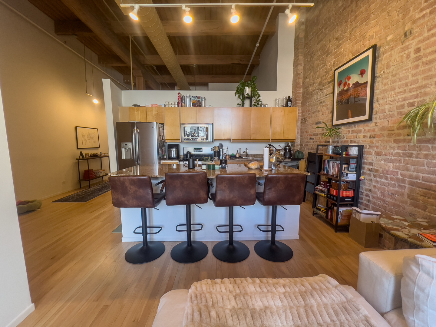 375 W ERIE Street Unit: 602