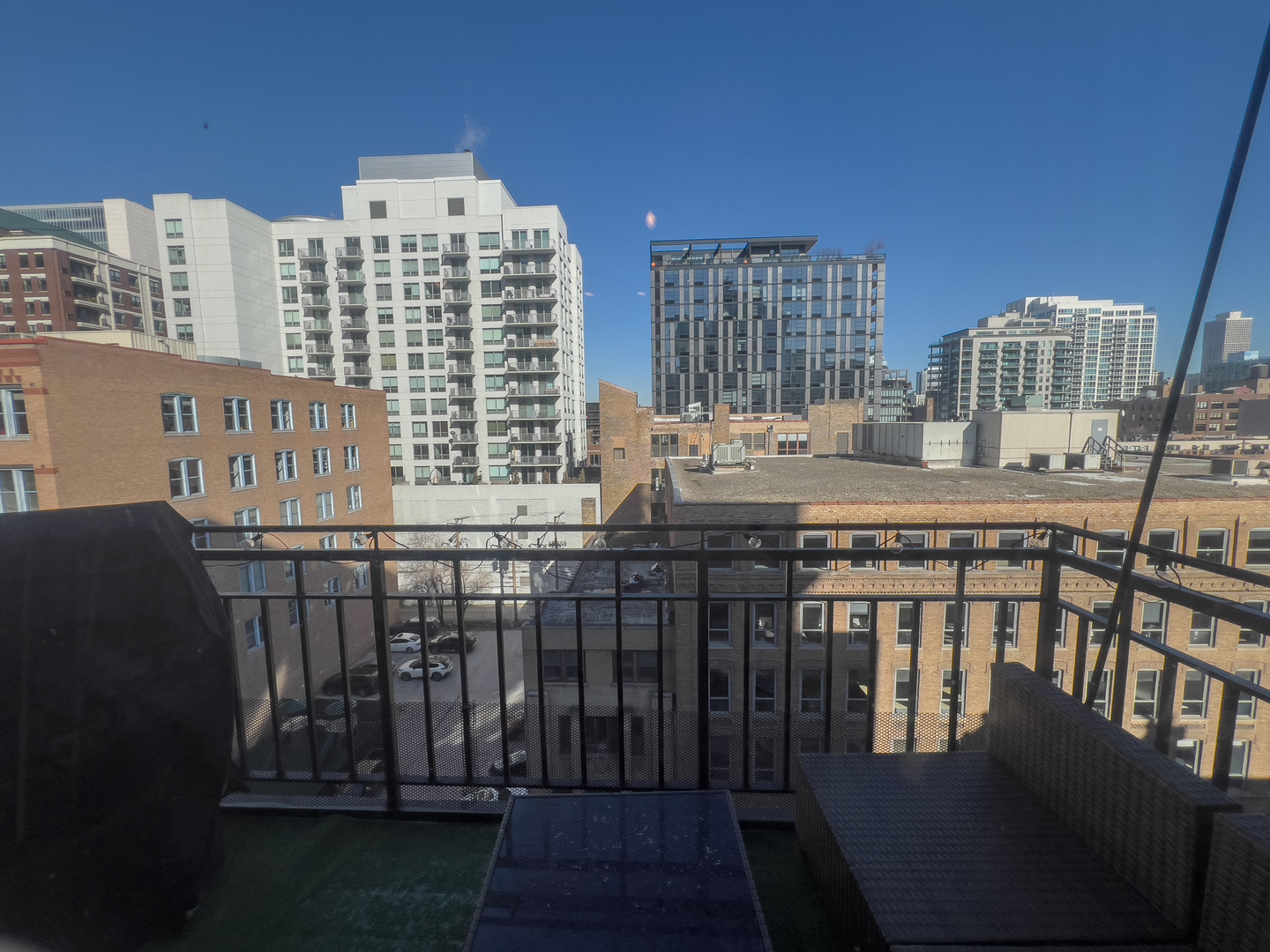375 W ERIE Street Unit: 602