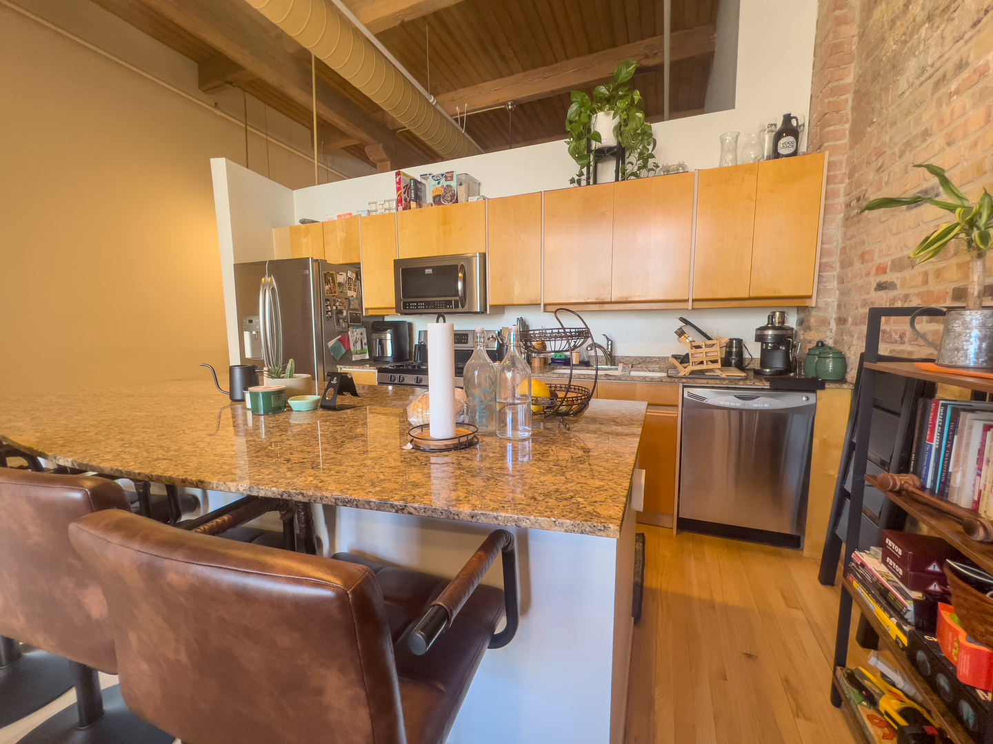 375 W ERIE Street Unit: 602