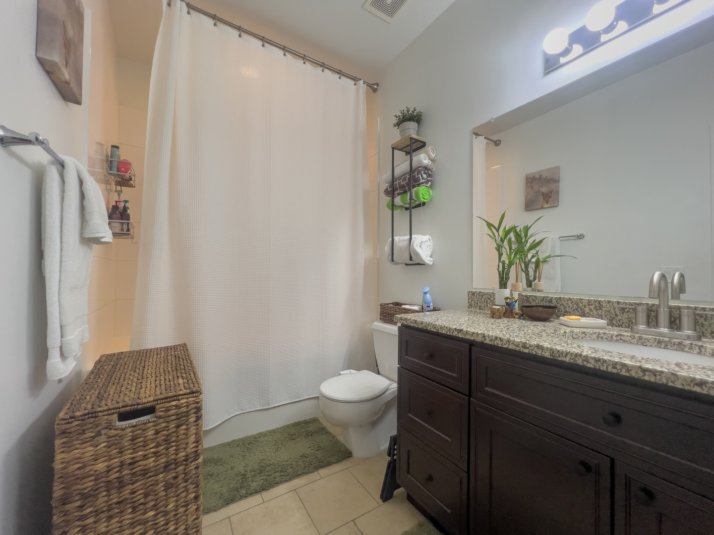 375 W ERIE Street Unit: 602