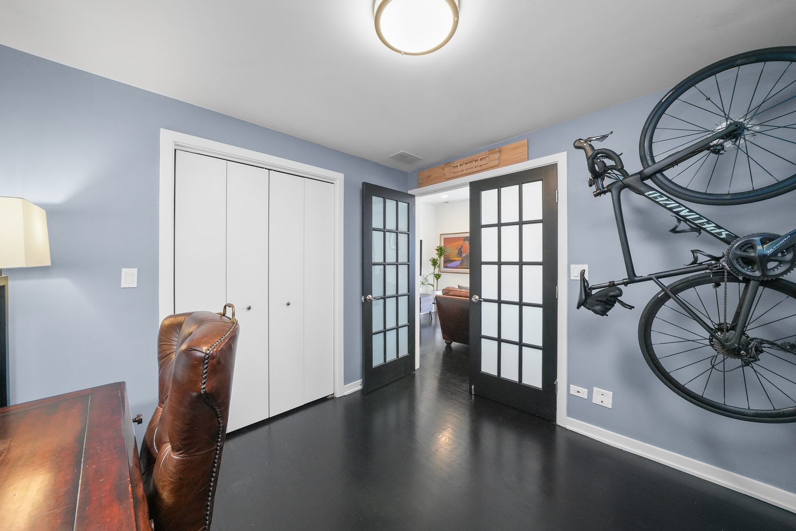 1735 W Division Street Unit: 204