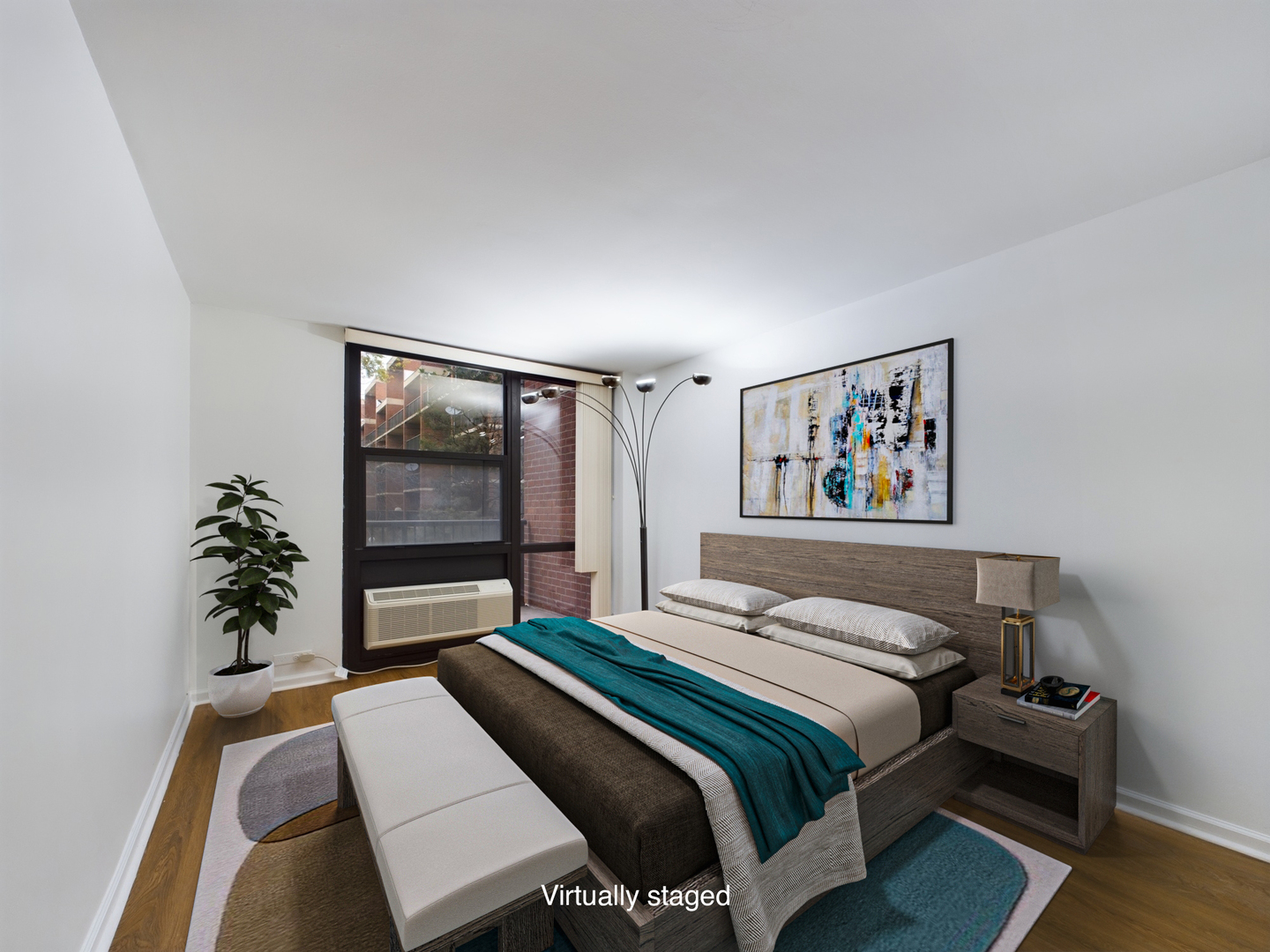 2941 S Michigan Avenue Unit: 204