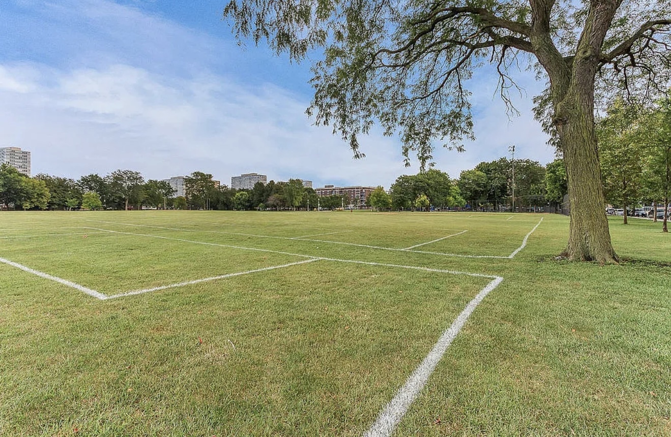 2941 S Michigan Avenue Unit: 204