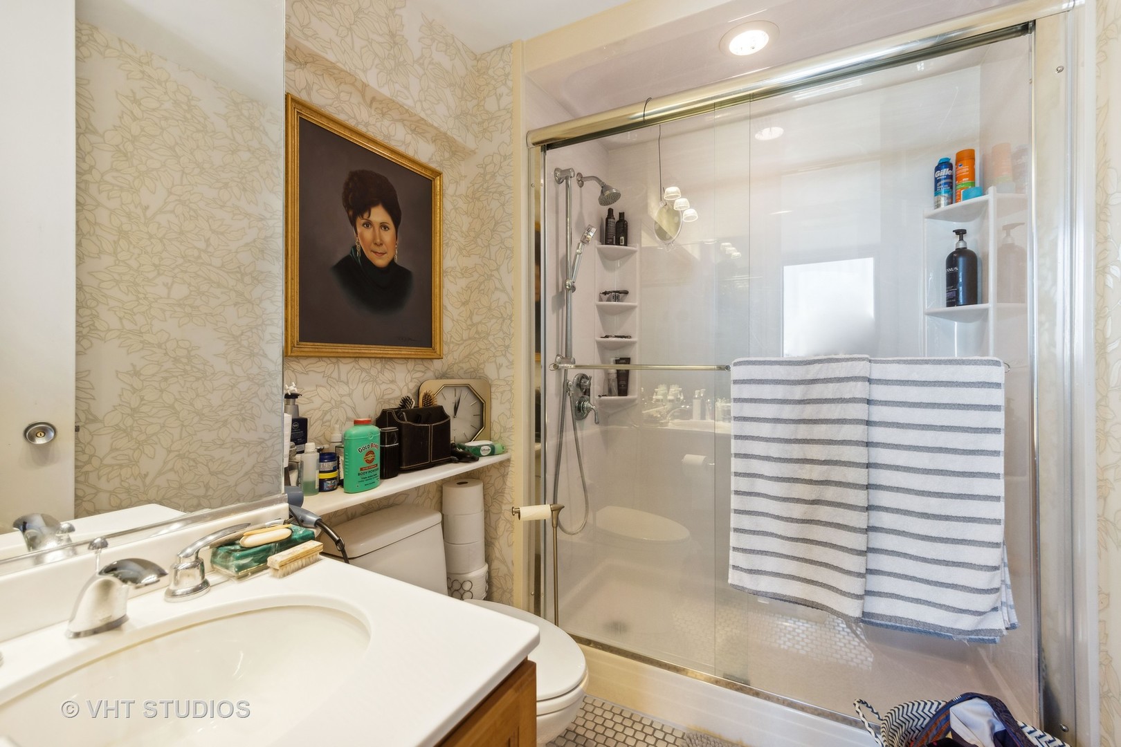 2314 N Lincoln Park West Street Unit: 15